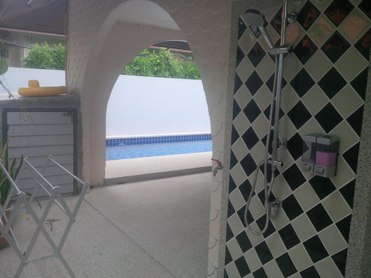 Villa Rosa With Private Pool And Jacuzzi 100M To Beach Pattaya ภายนอก รูปภาพ